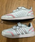 Adidas skor 33