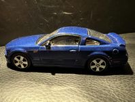 Bburago Ford Mustang GT 2006 1/43