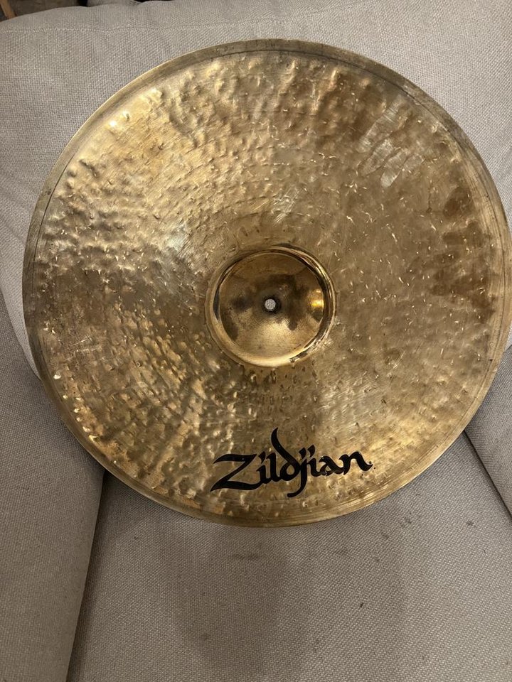 Zildjian K Custom medium ride...