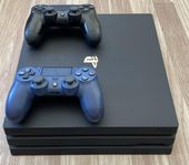 Playstation 4 PRO + extra kontroll + 25 spel