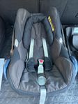 Maxi Cosy Babyskydd inkl Isofix bas