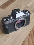 Fujifilm X-T100 Body