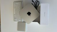 Datorpaket med Mac Mini M2 2023 8GB/256GB