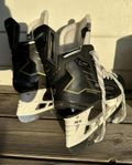 Hockey Skridskor - INT, BAUER Supreme M40, Stl 6 (Eur 39-40)