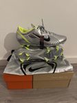 Nike Mercurial Vapor 1 RGN SE Fotbollsskor 43