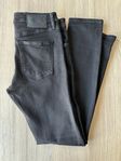 Jack & Jones svarta jeans, storlek 30/32