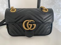 Gucci Marmont i storlek Small