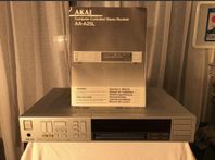 AKAI COMPUTER CONTROLLED  STEREO AMPLIFIER TUNER 