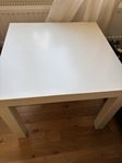 ikea coffee table/ vit sidobord 