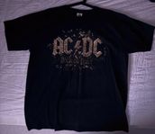 AC/DC Turné T-Shirt L - In Rock We Trust 2015 - NY - Oanvä