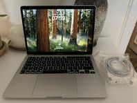 MacBook Pro 2020 -[ 32GB RAM, 512GB SSD ]-Toppskick