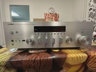 Yamaha R-N803D Stereoreceiver med nätverk