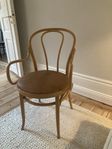 Karmstol liknande Thonet 