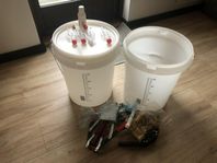 Jäskärl 30-liter med Lock o tillbehör