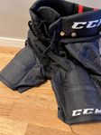 Hockeybyxor CCM Youth XL