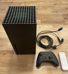 Xbox series X med tillbehör - nyskick