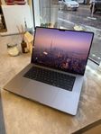 MacBook Pro 16