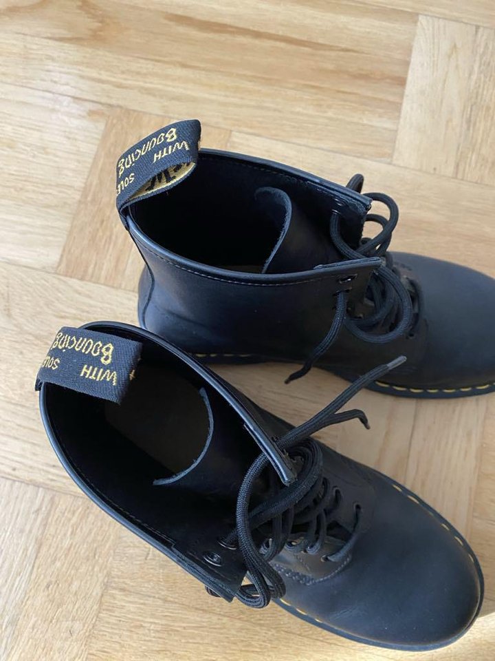 Dr Martens original i nyskick 