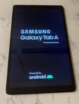 Samsung Galaxy Tab A 10" surfplatta med tillbehör,bra skick