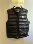 Moncler väst