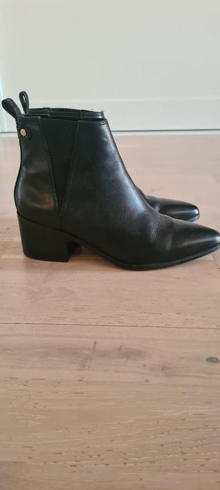 Boots/stövett