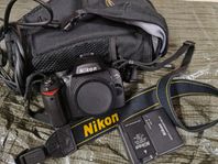 Nikon digitalkamerahus med tillbehör