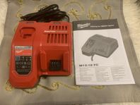 Ny original Milwaukee M12-18FC Laddare med garanti