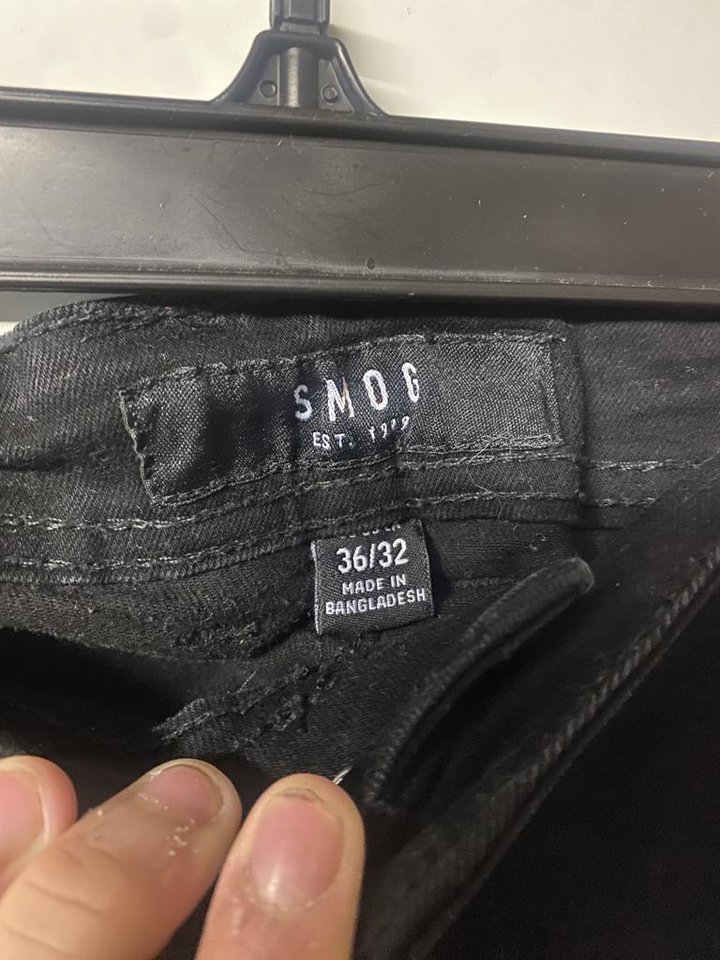 Svarta jeans