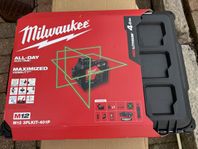 Milwaukee Treplanslaser M12 3PLKIT-401P