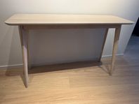 Skrivbord / Sideboard / Avlastningsbord vitoljad ek