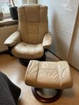 Ekornes Stressless fåtölj och fotpall