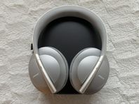 BOSE 700 ACTIVE NOISE CANCELLING HEADPHONES