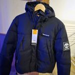 Timberland svart jacka, stl M oanvänd. Vinterjacka dunjacka