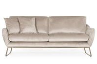 Beige Soffa 3 sits