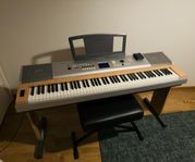 Yamaha DGX 630 Grand Piano