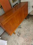 Sideboard i teak