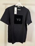 Y-3 Tshirt - HELT NY I FÖRPACKNING MED LAPPAR