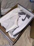 Jordan 1 High OG Stealt