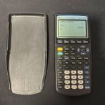 Miniräknare Texas Instruments TI-83 plus 