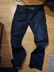 Levis jeans storlek 32/32 herr