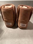 UGG BABY CLASSIC  UNISEX - Babyskor - chestnut