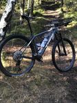 Trek Procaliber 9.6 kolfiberram 