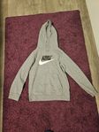 Nike Hodie 7- 8 år 