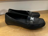 Ralph Lauren skinnloafers (str 36)