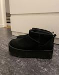 UGG - CLASSIC ULTRA MINI PLATFORM