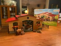 Schleich Farm world stall