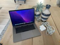 MacBook Pro 15 2017 i7/16GB/256GB