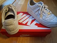 Nike Air Force 1 for SEK350