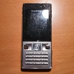 Sony Ericsson T700 utan batteri och baksida