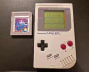 Renoverat GameBoy med ny glasskärm